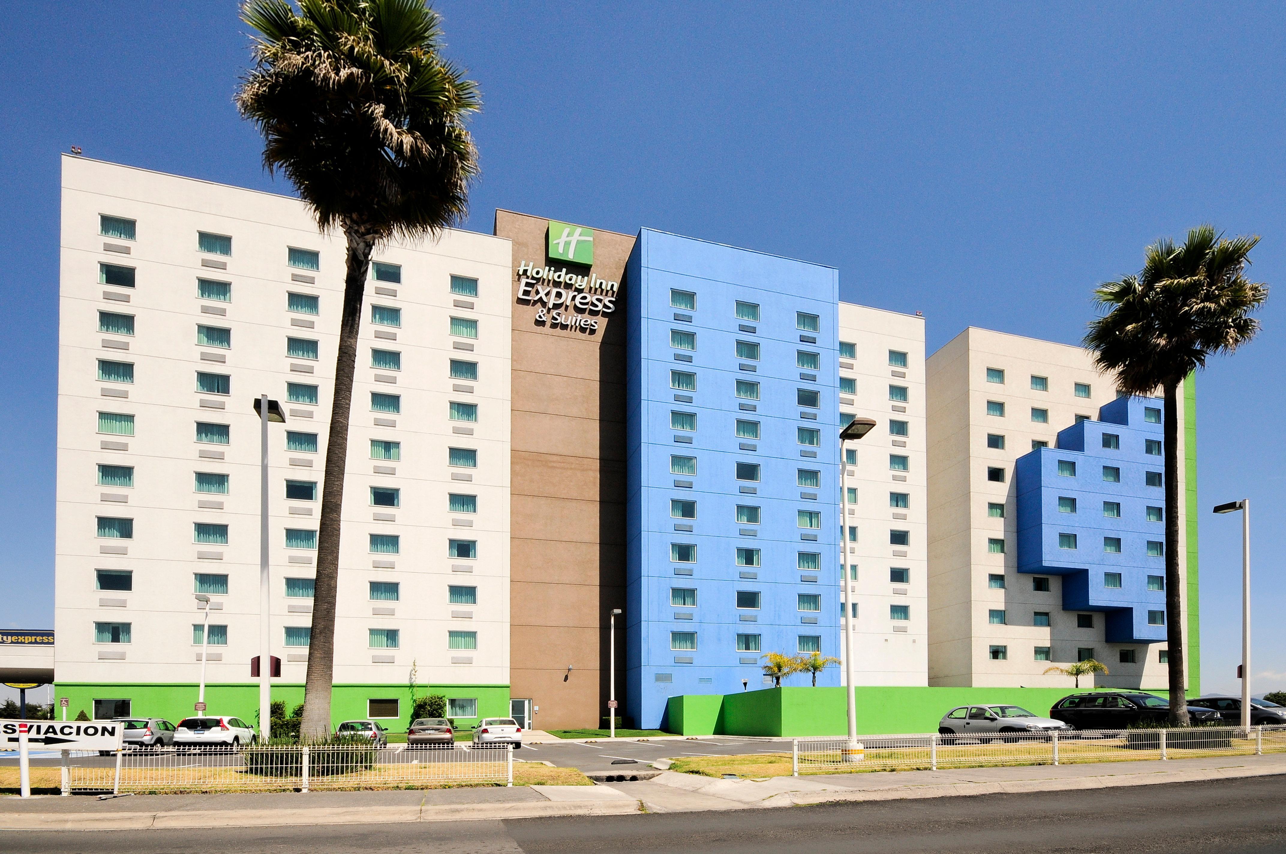 Holiday Inn Express & Suites Toluca Zona Aeropuerto, An Ihg Hotel Exterior photo